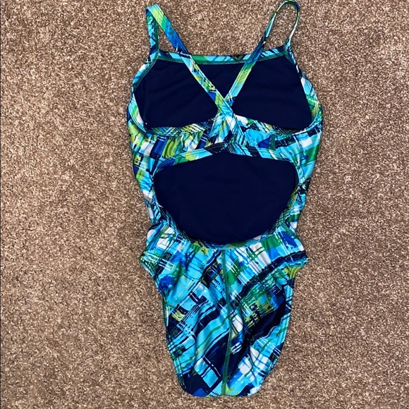 Women’s Speedo performance swimsuit - Picture 5 of 7